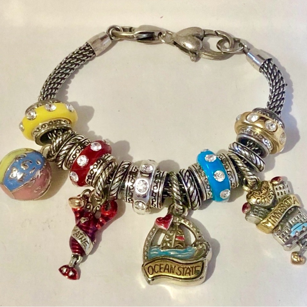 Brighton Maine lobster state charm Red enamel Moveable tail Engraved sash - Picture 6 of 6